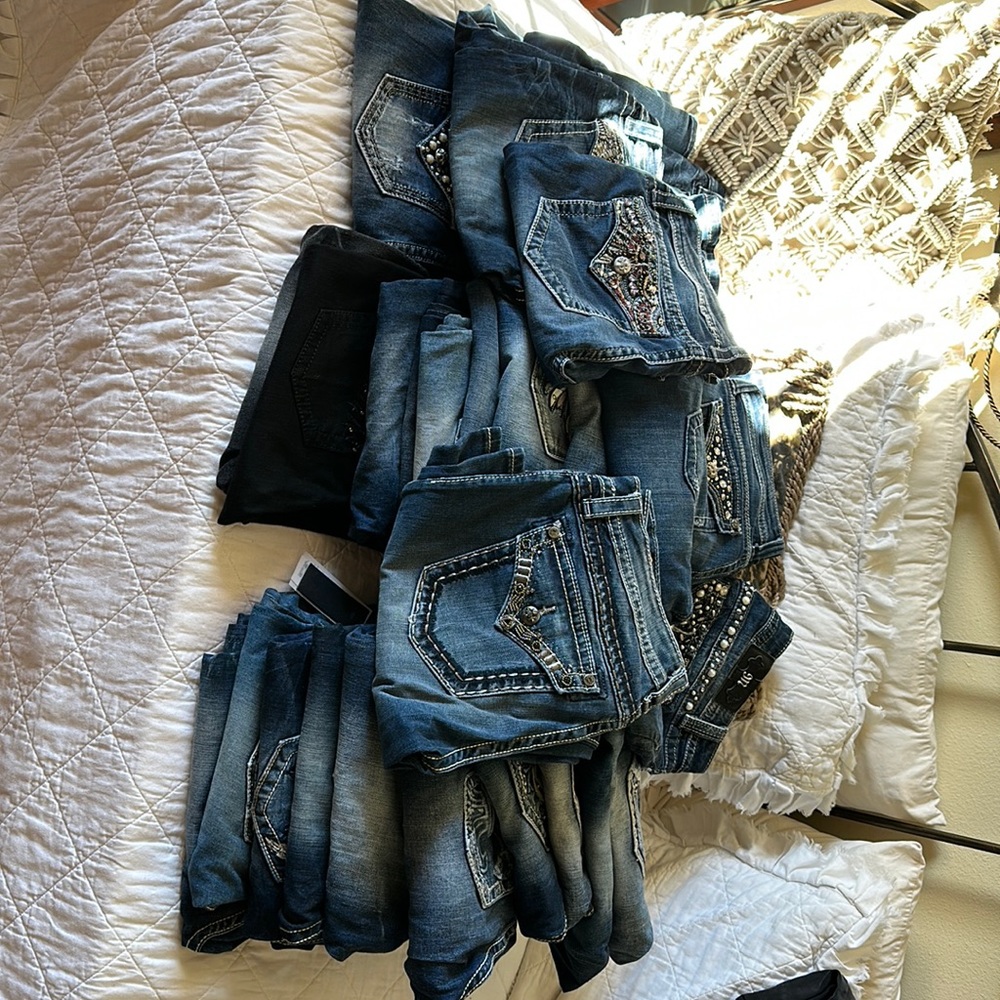 Over 25 pairs of miss me jeans most boot cut size 31